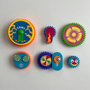 TOMY Gearation Magnets Gear Toy Set